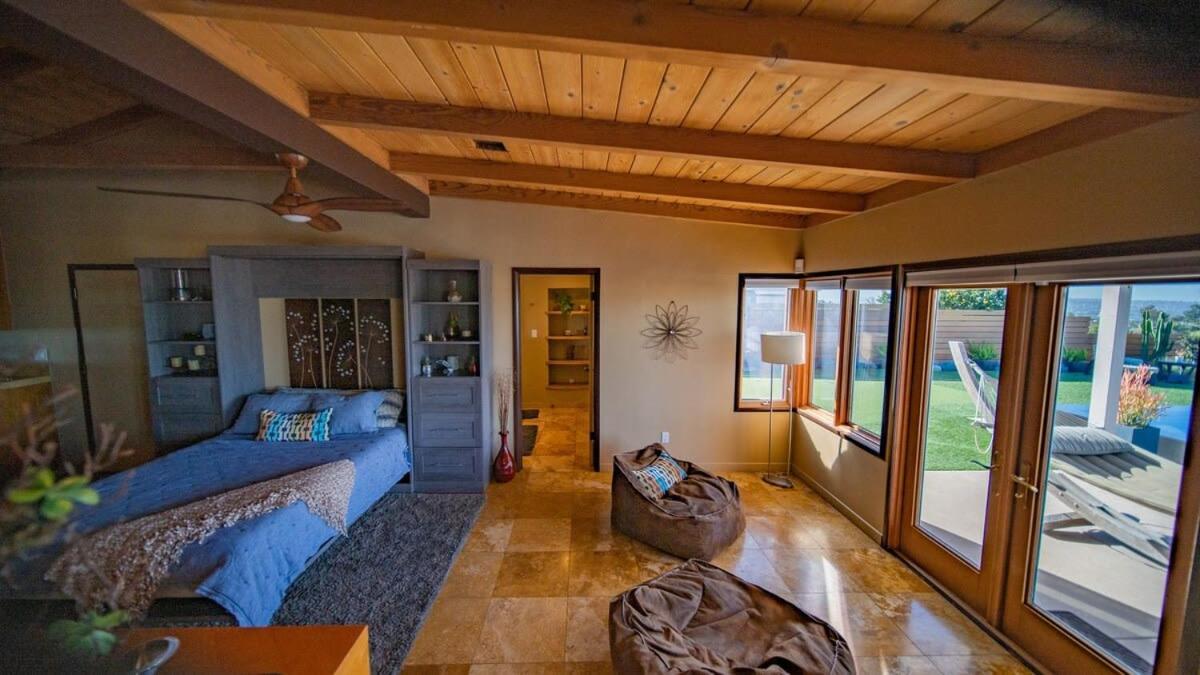 Panoramic Ocean Sunset Views With Heated Pool & Location Holiday home *