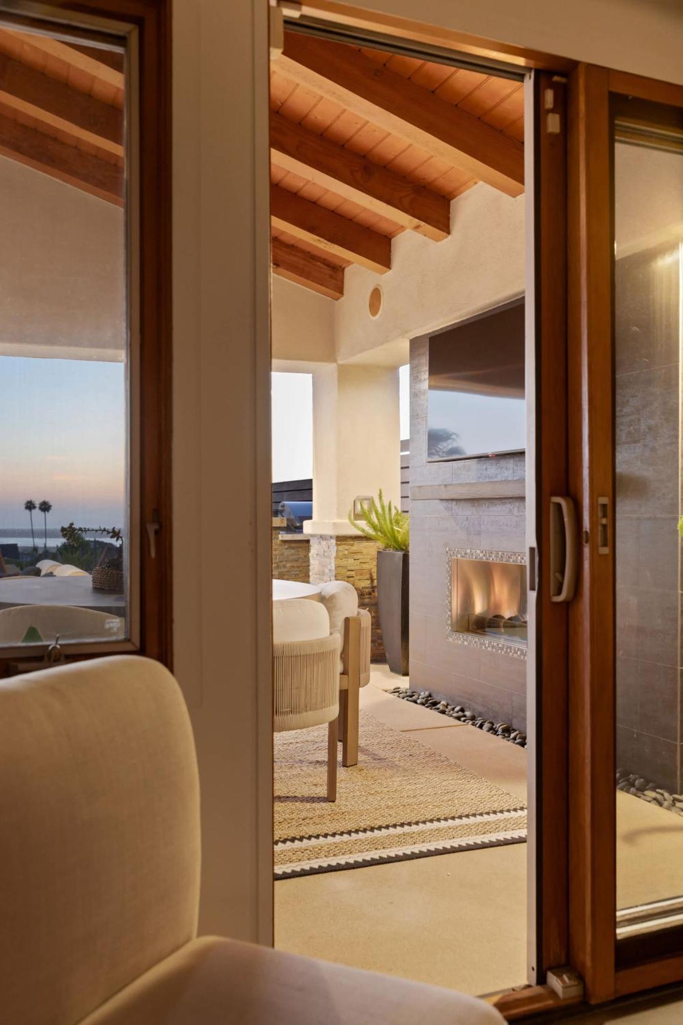 Holiday home Panoramic Ocean Sunset Views With Heated Pool & Location